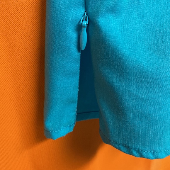 Top - Picture 3 of 4